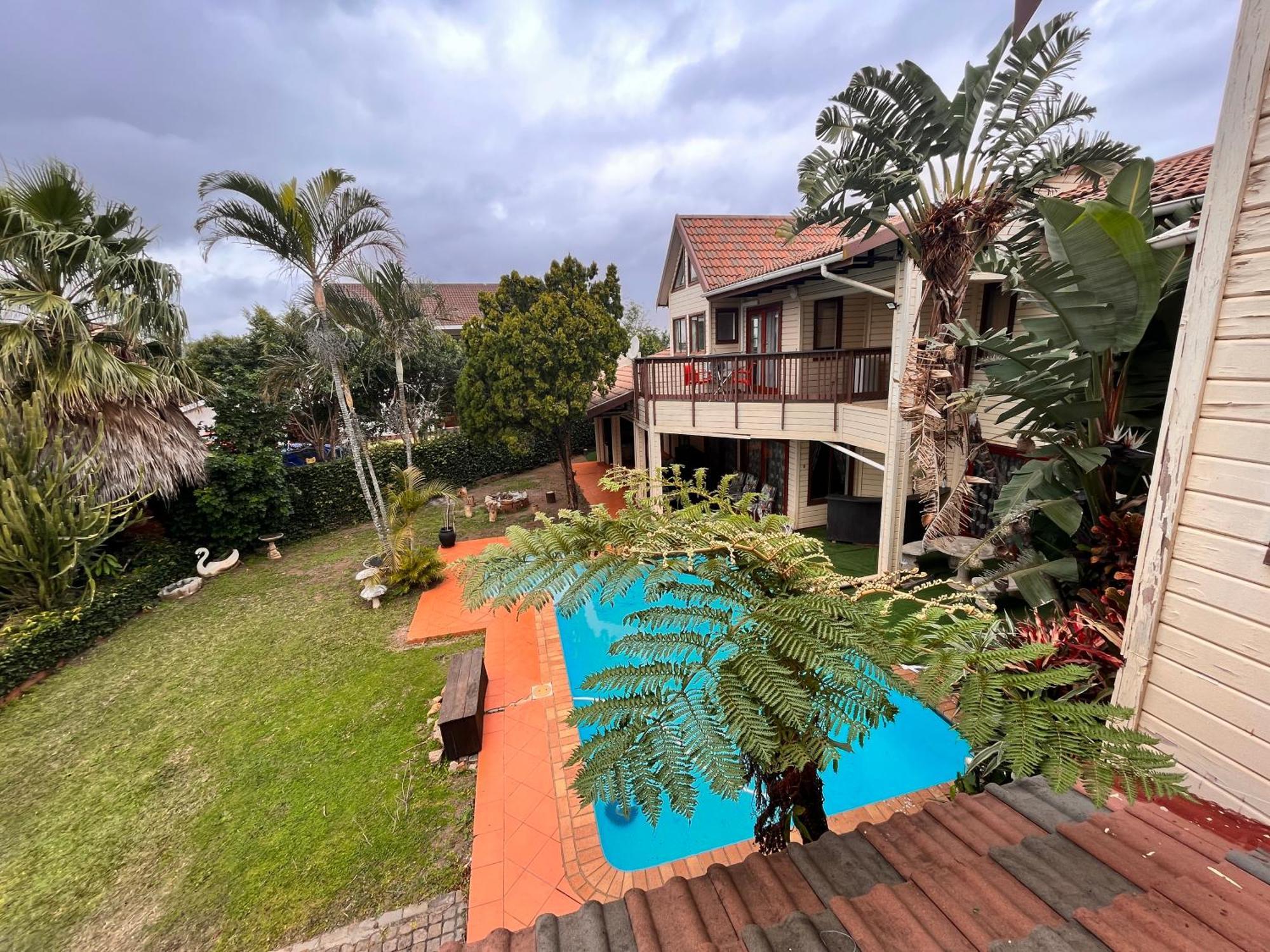 Hotel The Wood House Empangeni Exterior foto