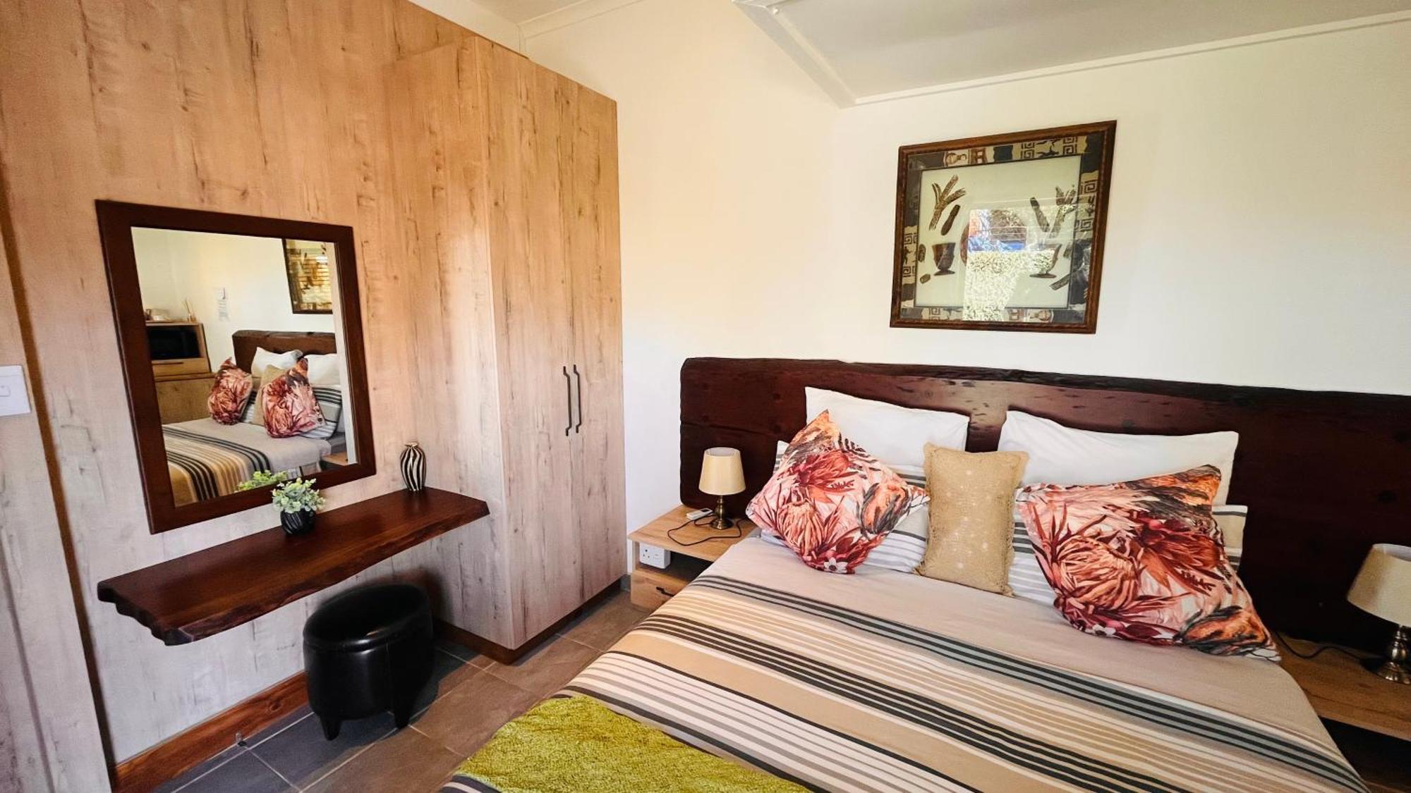 Hotel The Wood House Empangeni Exterior foto