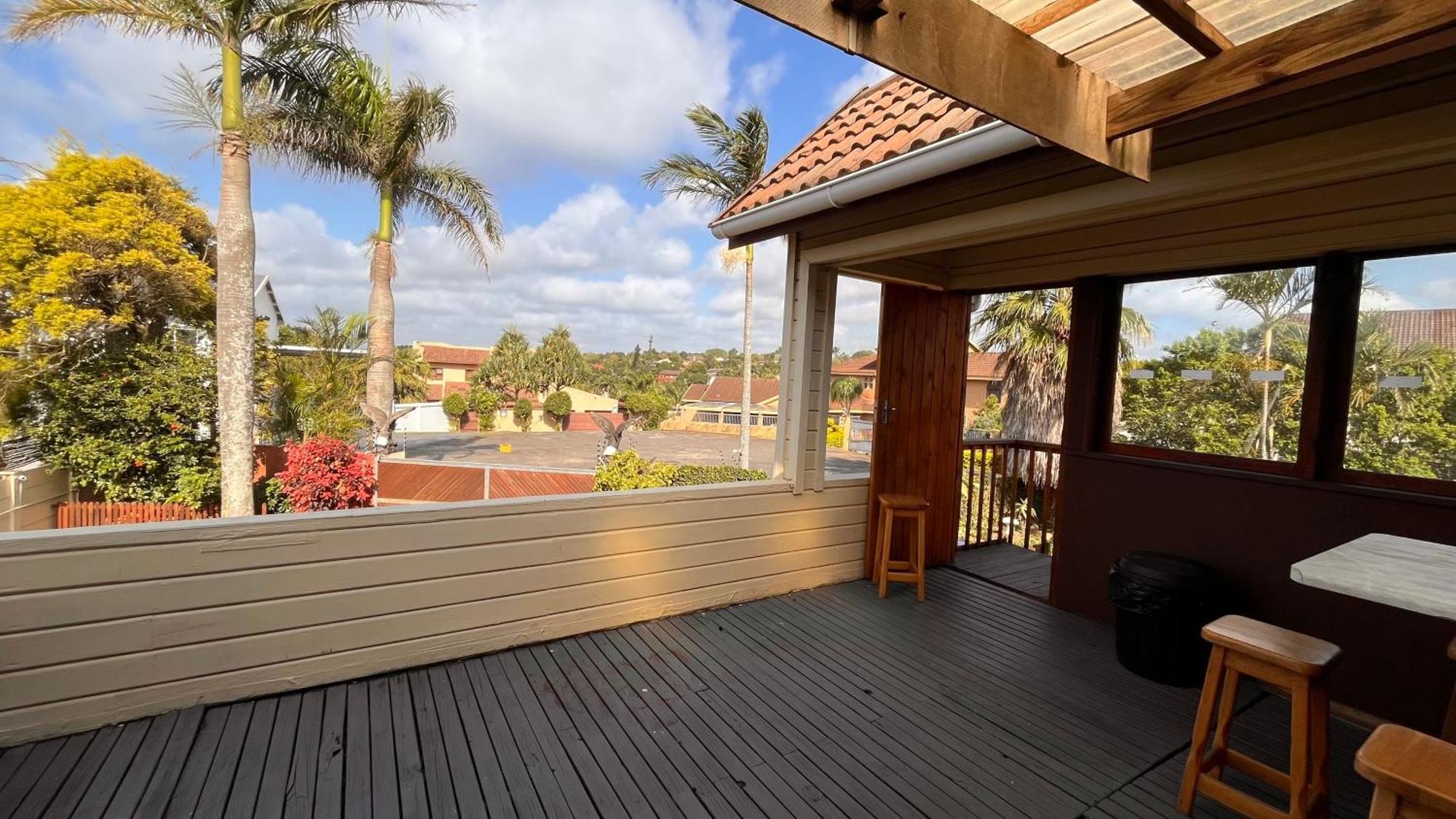 Hotel The Wood House Empangeni Zimmer foto
